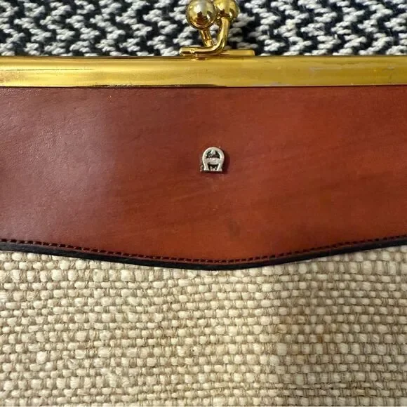 Vintage *Rare* 60’s Etienne Aigner Linen Leather Clutch Wallet - Picture 4 of 9